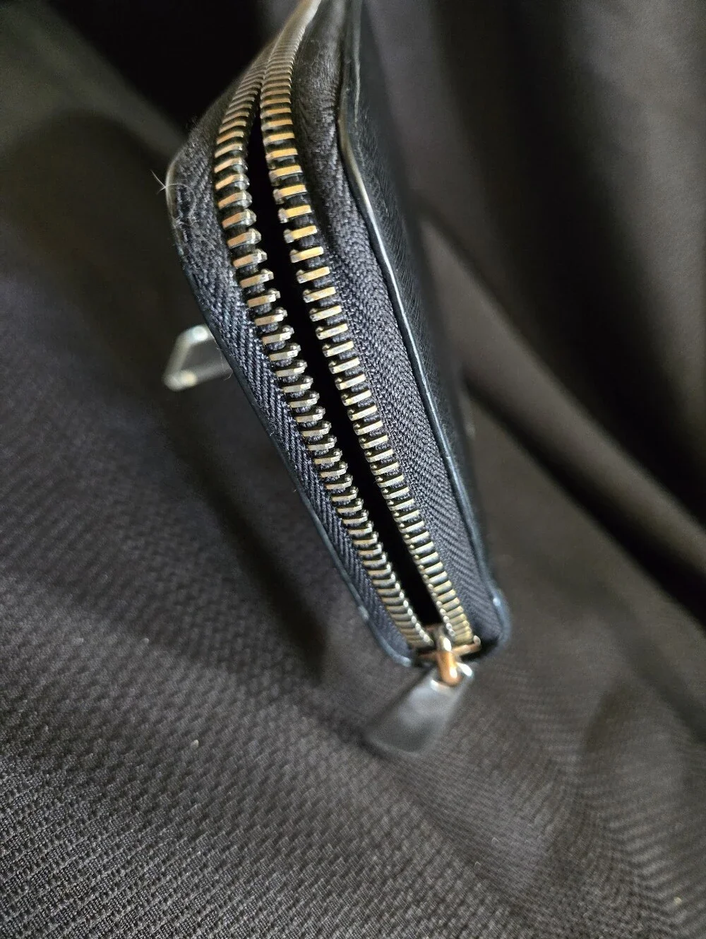 Dunhill Black Textured Leather Full Zip Wallet